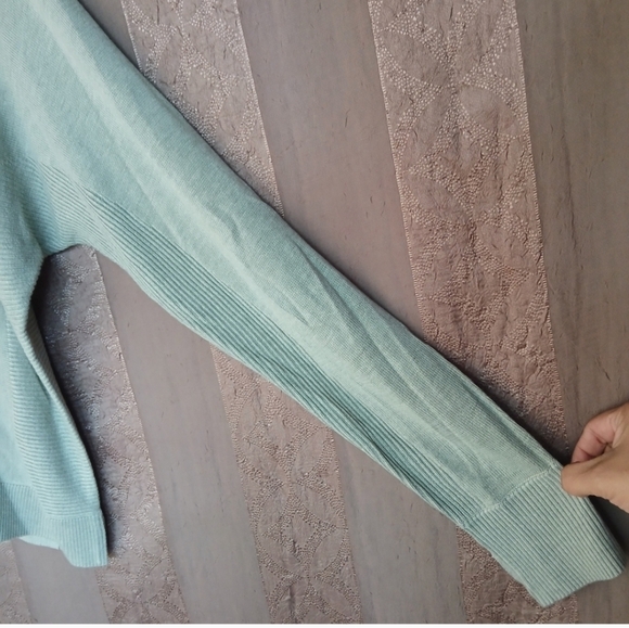 💎 BUNDLE Lululemon Women's Tops  Printed Racerback Tank & Long Sleeve Athletic - Picture 10 of 15